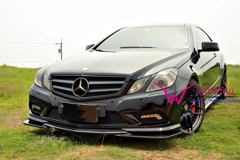 W207 - GodHand style front lip spoiler 01